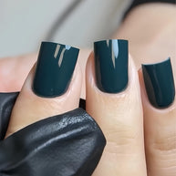 DARK - Gel polish - 033 6 ml