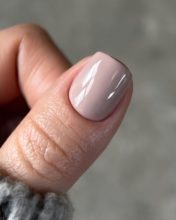 DARK - Gel polish - 039 6 ml