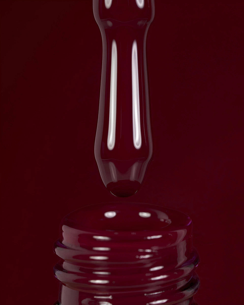 DARK - Gel polish - 010 10 ml