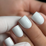 DARK DARK - Gel polish - 001 10 ml - Bellu