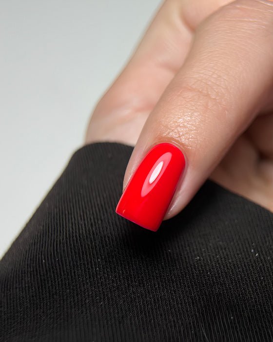 DARK DARK - Gel polish - 004 10 ml - Bellu