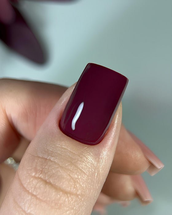 DARK DARK - Gel polish - 141 10 ml - Bellu