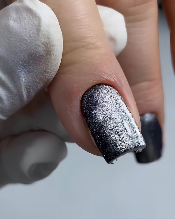 DARK DARK - Gel polish - Cat Eye - 01 10 ml - Bellu