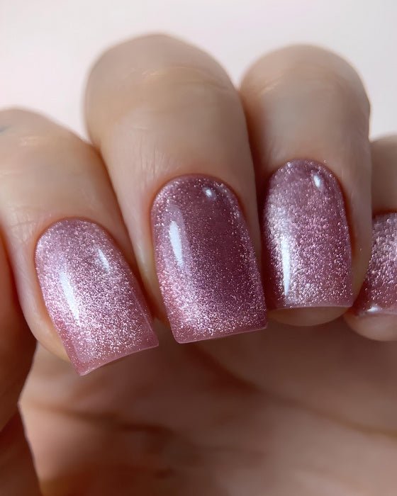 DARK DARK - Gel polish - Cat Eye - 03 10 ml - Bellu