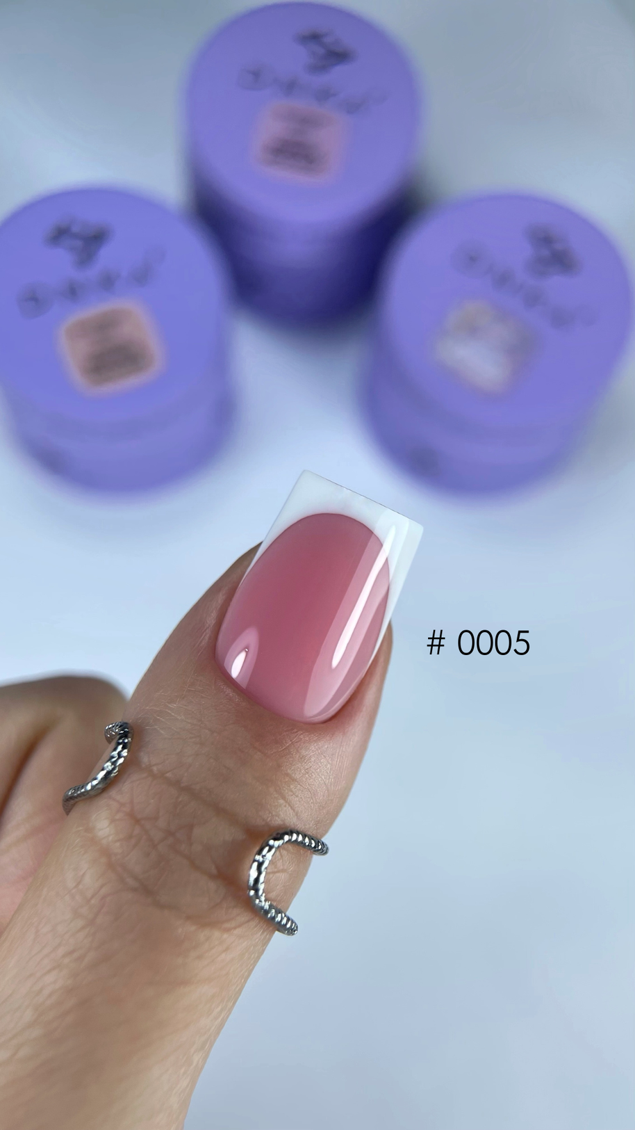 DNKa’ Builder Gel Mousse 0005 – rožnat gradilni gel na nohtu