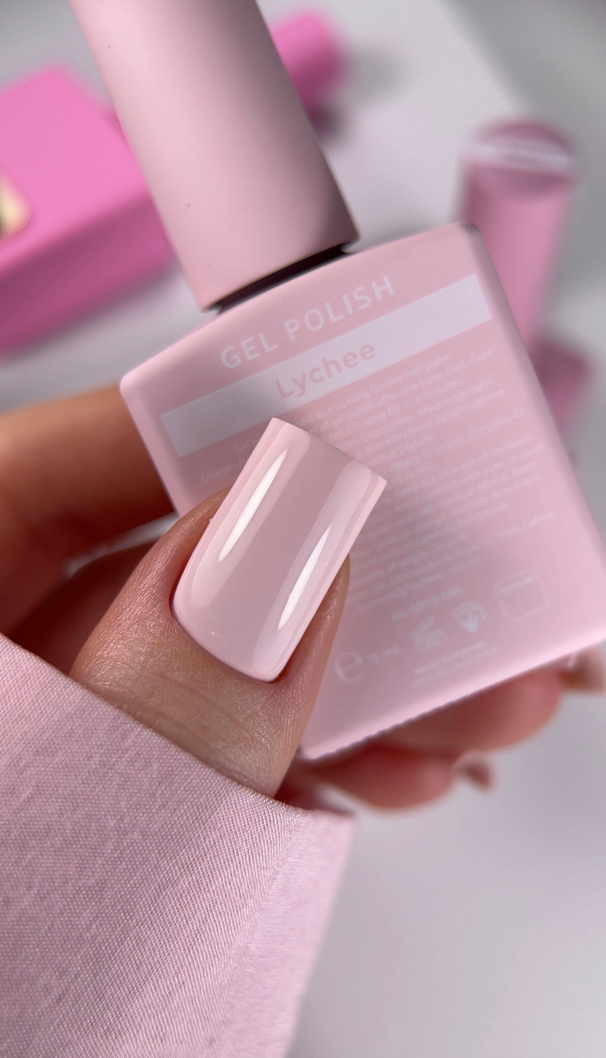 HEY LOVE HEY LOVE - Gel polish - Lychee 15ml - Bellu