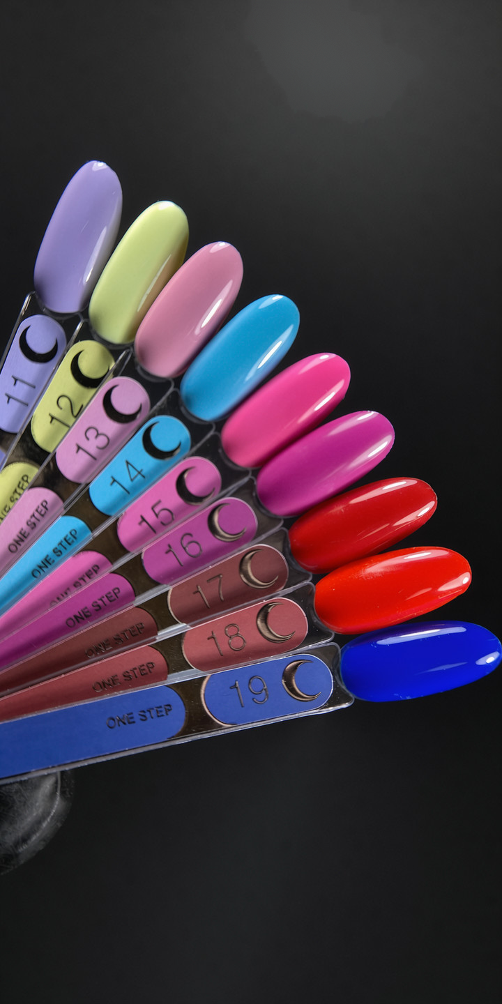 LUNAMOON One Step – barvna karta gel lakov za pedikuro, odtenki 11–19