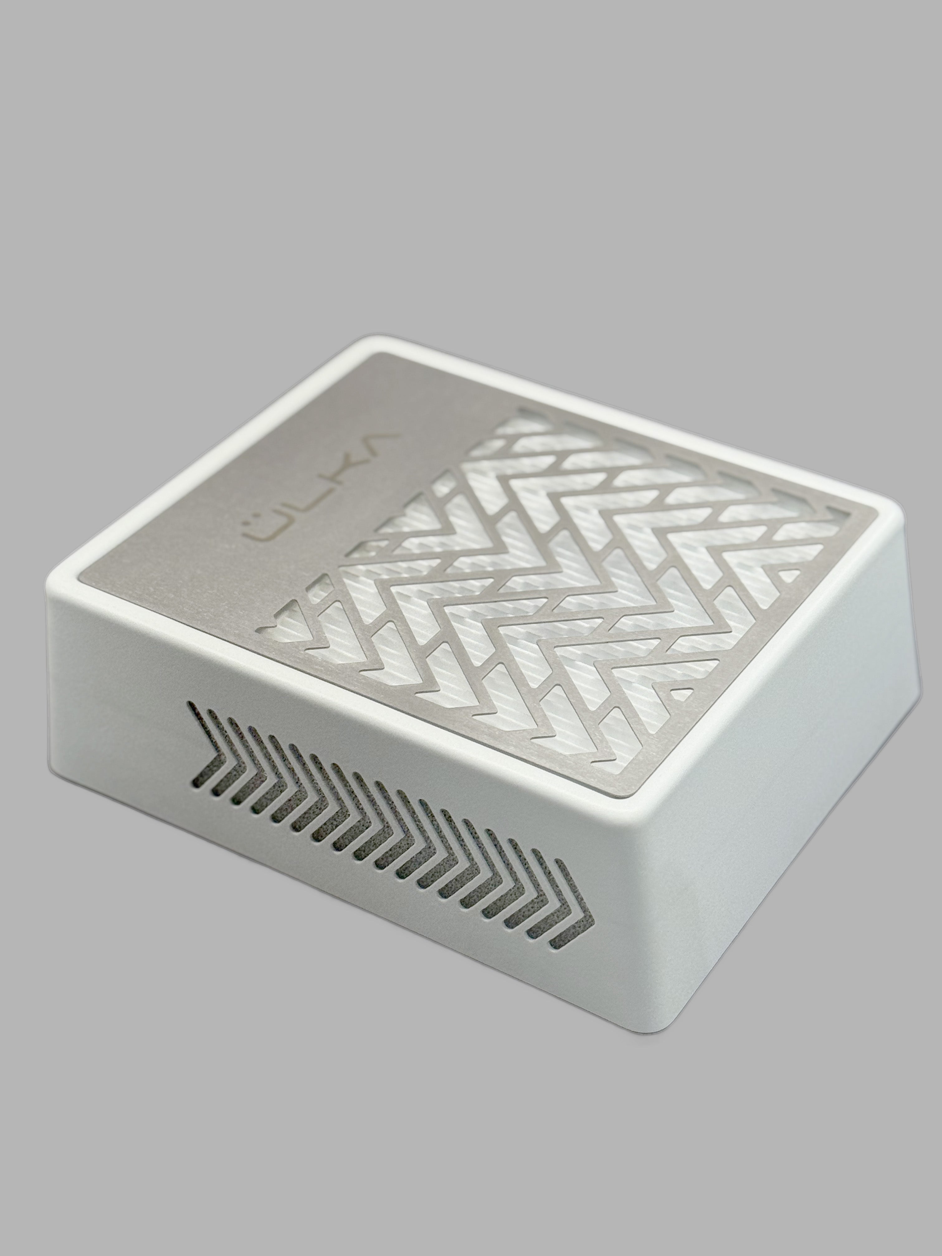 ÜLKA- Namizni sesalec prahu za nohte - Handy - Bellu